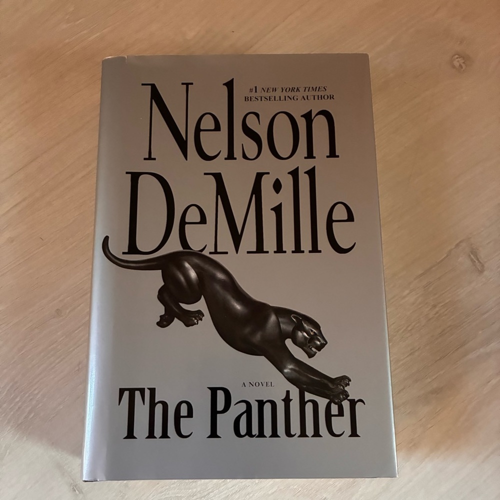 The Panther – Nelson DeMille – Large Print Hardcover – Thriller – Very Good